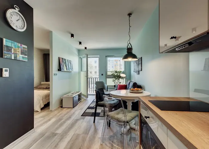 M.h. Arthouse Hotel *